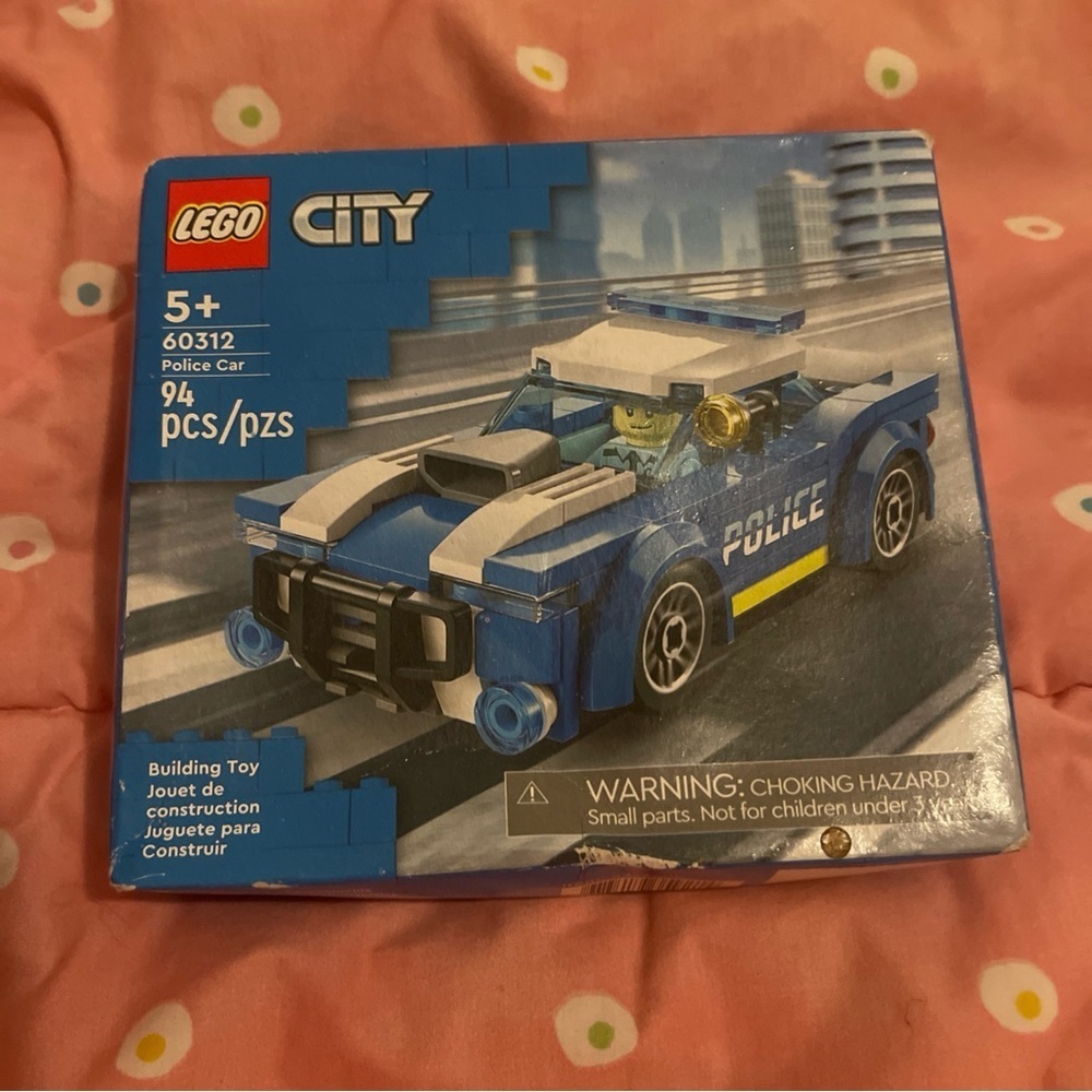 New! LEGO City Police Car Toy  Kids 5+ Years Old With Officer Minifigure 60312